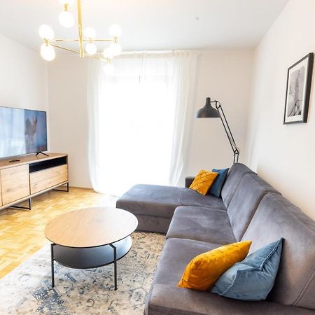 Rhein-Lahn Living - Modernes Design - Balkon Mit Aussicht - Zentrale Lage Nahe Rhein Und Martinsburg Appartement Lahnstein Buitenkant foto