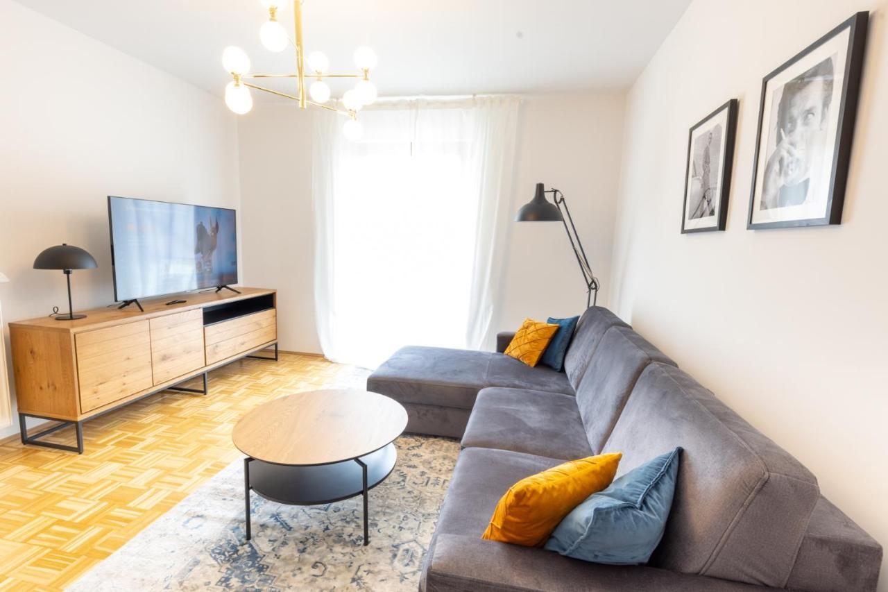 Rhein-Lahn Living - Modernes Design - Balkon Mit Aussicht - Zentrale Lage Nahe Rhein Und Martinsburg Appartement Lahnstein Buitenkant foto