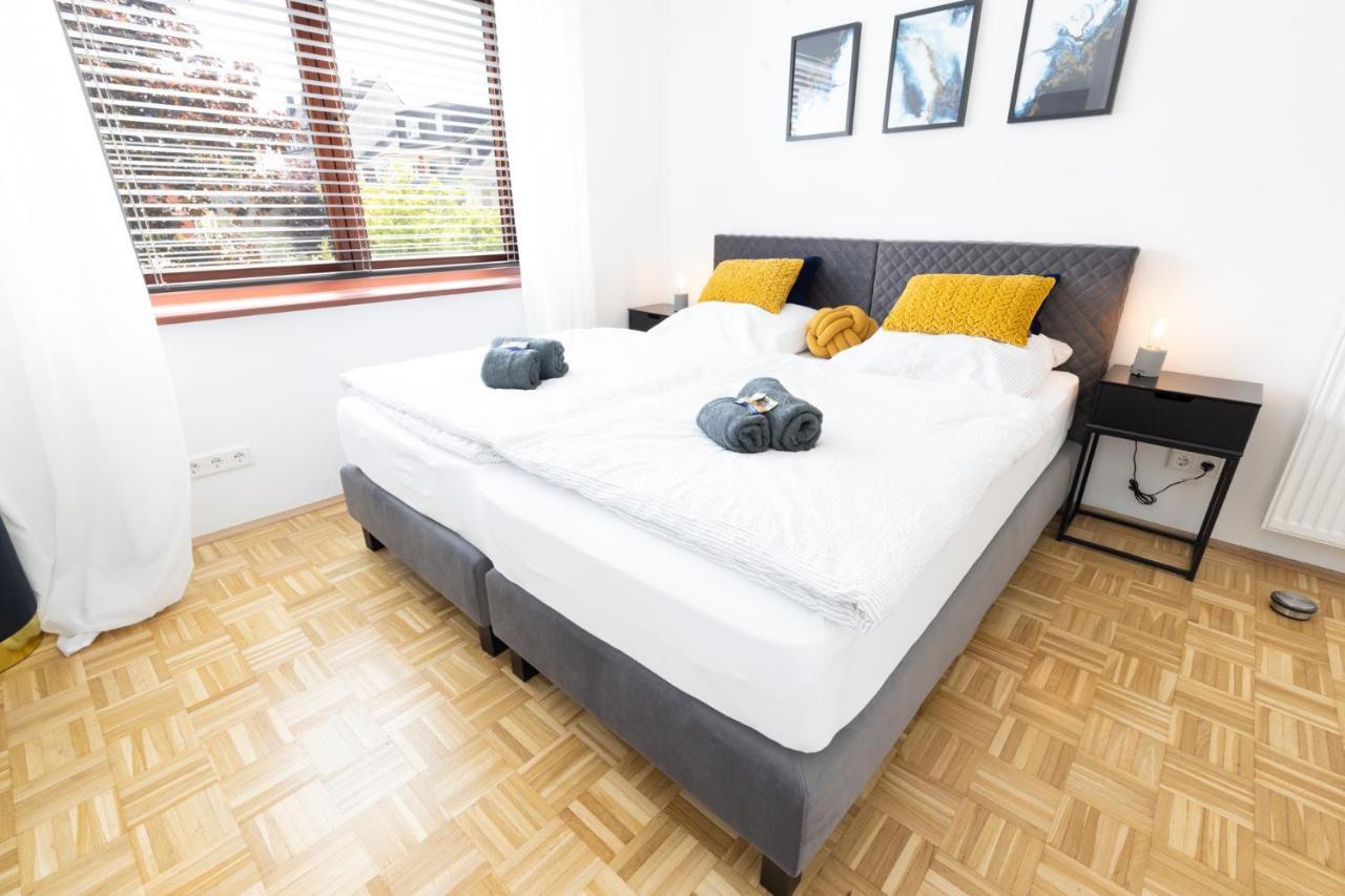 Rhein-Lahn Living - Modernes Design - Balkon Mit Aussicht - Zentrale Lage Nahe Rhein Und Martinsburg Appartement Lahnstein Buitenkant foto