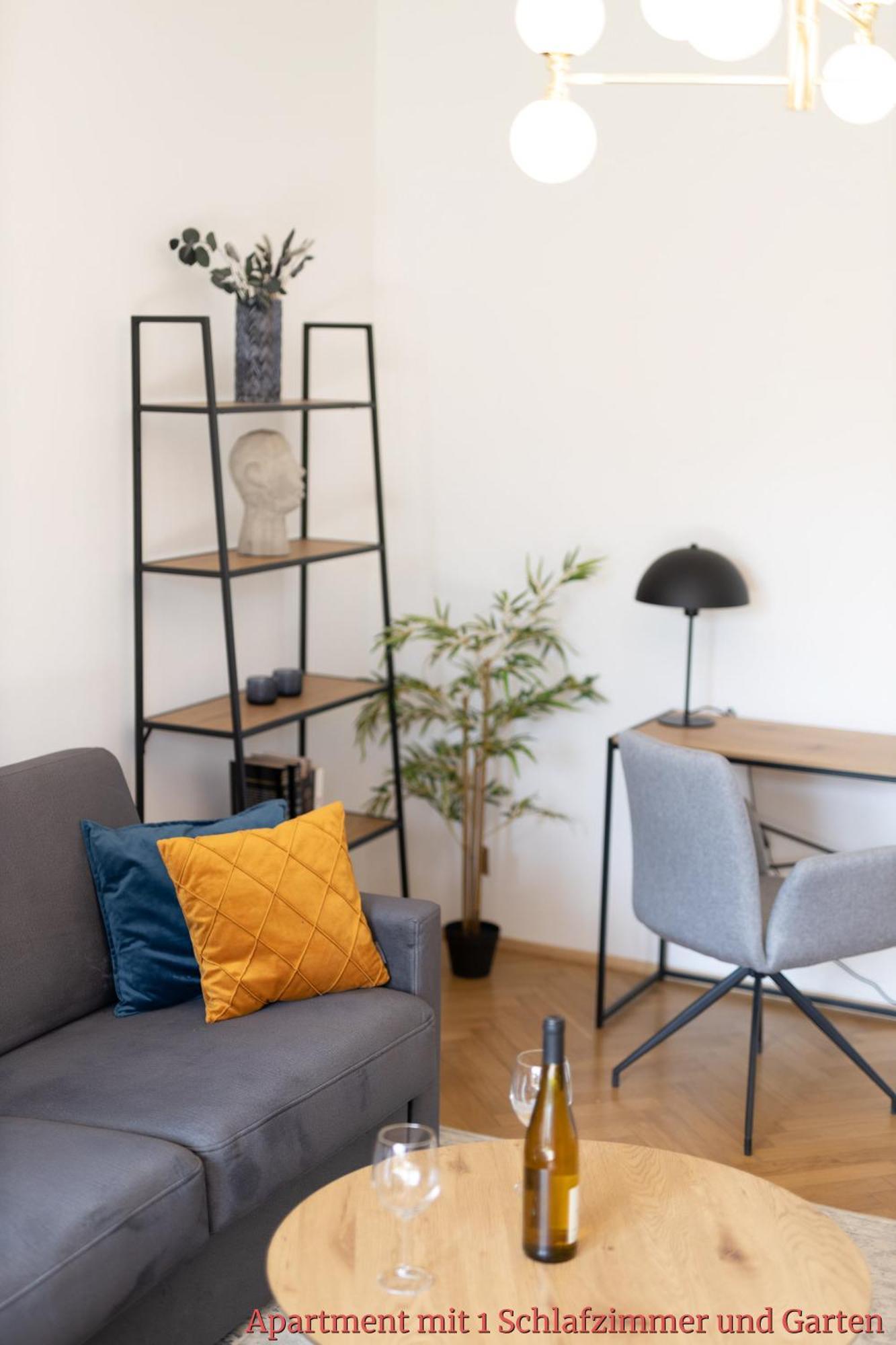 Rhein-Lahn Living - Modernes Design - Balkon Mit Aussicht - Zentrale Lage Nahe Rhein Und Martinsburg Appartement Lahnstein Buitenkant foto